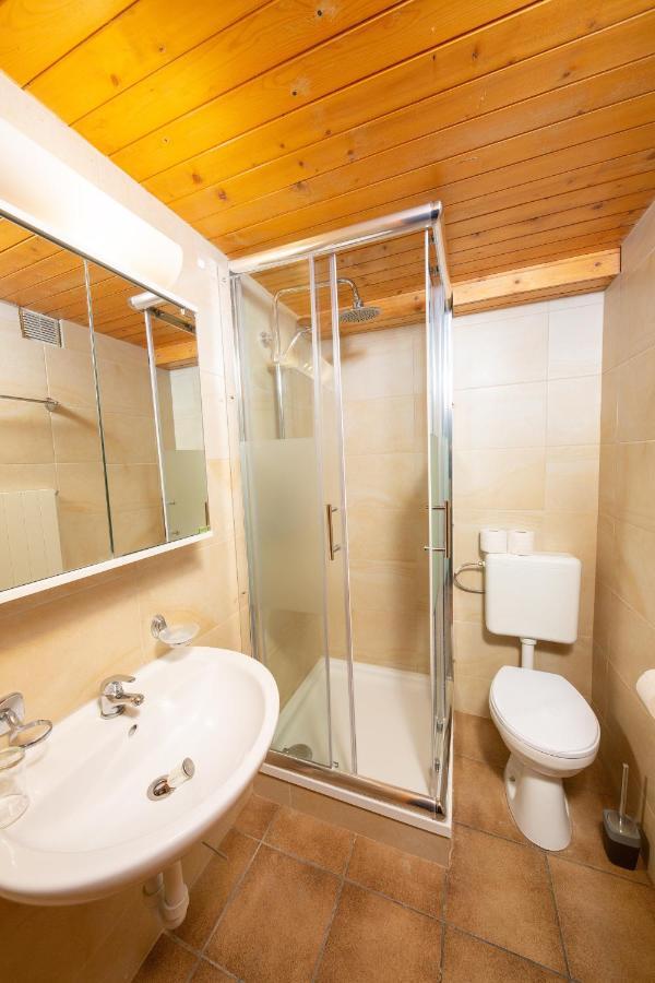 Апартаменты Haus Pickelschmiede Саас-Грунд Экстерьер фото